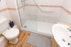 BATHROOM- click for photo gallery
